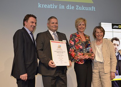 "kreativ in die Zukunft" Preis für station BY FONATSCH "kreativ in die Zukunft" Preis für station BY FONATSCH